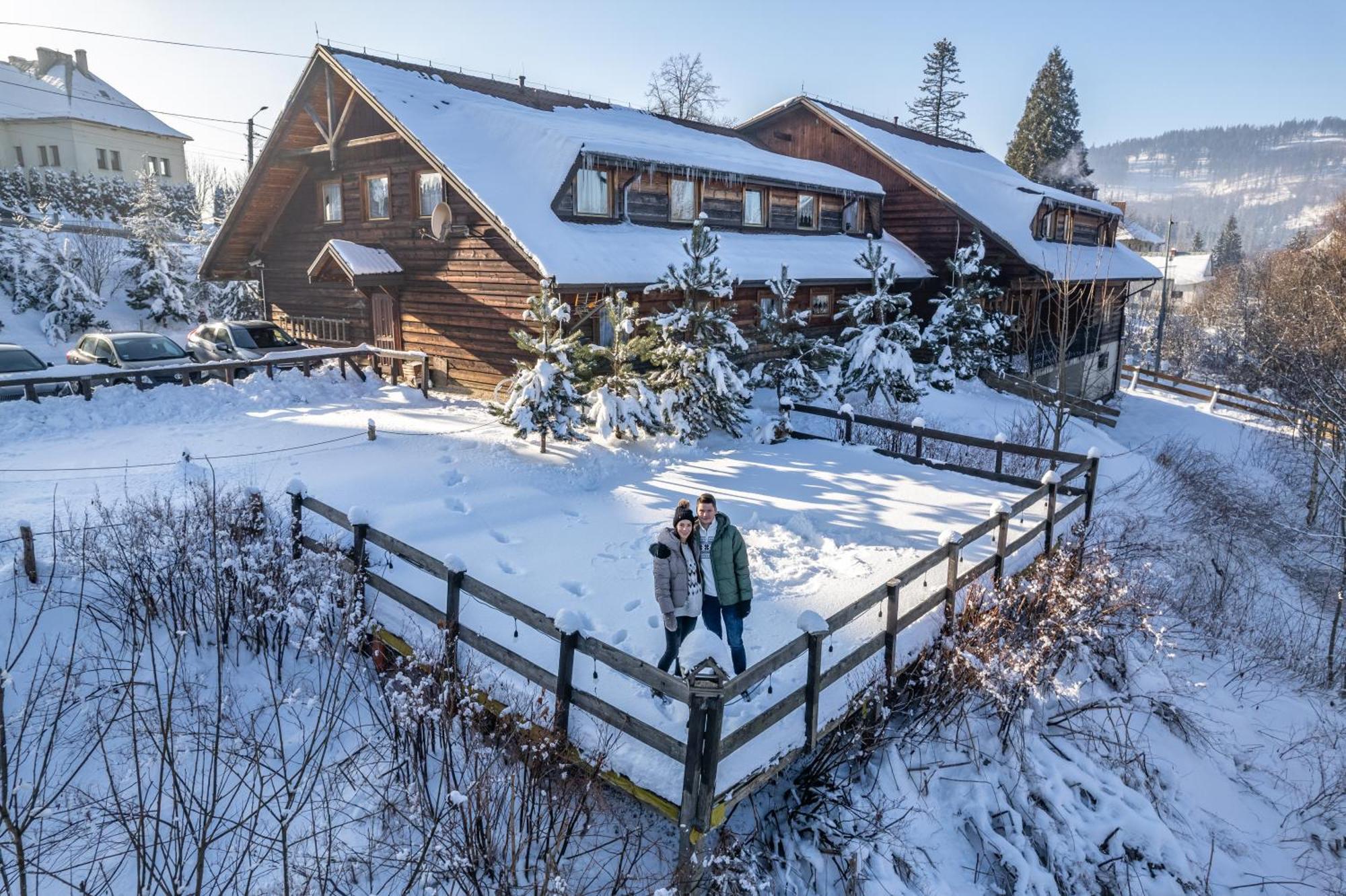 Bed and Breakfast Czarna Owca Истебна Экстерьер фото